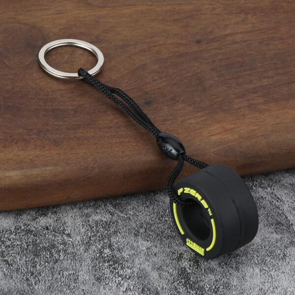 ZY1037A PVC soft rubber tire keychain